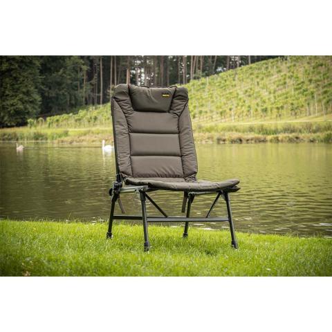 Level Chair Solar Undercover Green Session Chair Level Chair Solar Undercover Green Session Chair